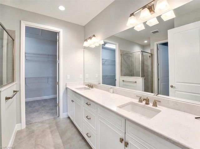 2549 Seychelles DR 507, Naples, FL 34112