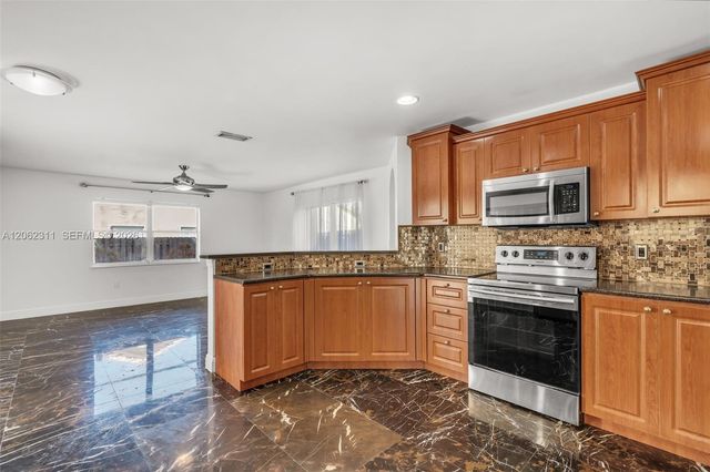 5160 NW 112th Court, Doral, FL 33178