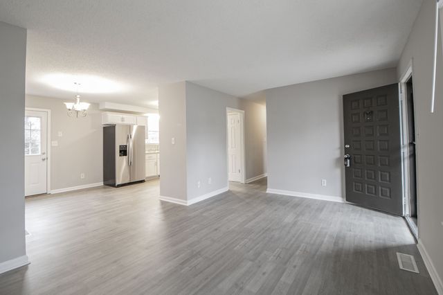 408 Beasley Drive, Clarksville, TN 37042