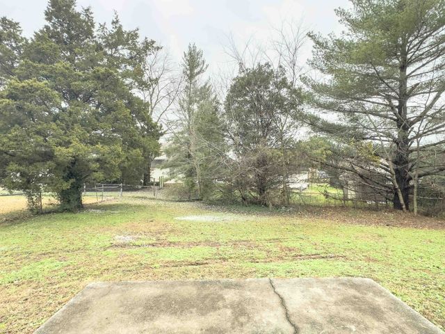 408 Beasley Drive, Clarksville, TN 37042