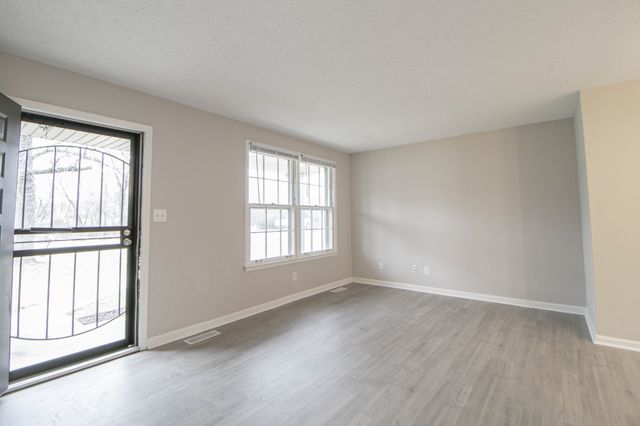 408 Beasley Drive, Clarksville, TN 37042