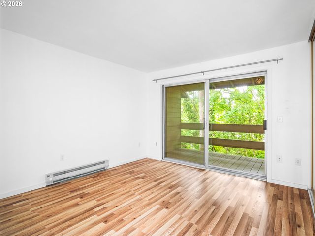 5250 Sw 42ND Ave, Portland, OR 97221