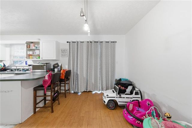 4301 Nesting Place, Oakwood, GA 30566