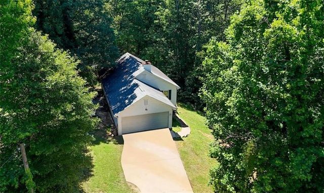 4301 Nesting Place, Oakwood, GA 30566