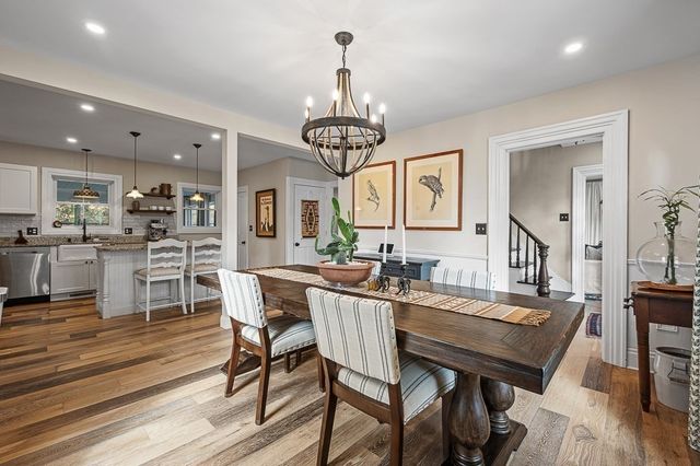 13 Blackstone St, Mendon, MA 01756