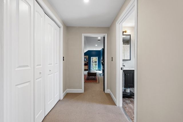 13 Blackstone St, Mendon, MA 01756