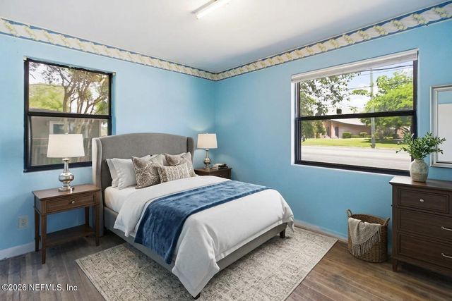 6818 MERRILL Road, Jacksonville, FL 32277