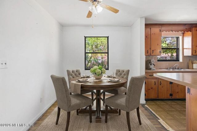 6818 MERRILL Road, Jacksonville, FL 32277