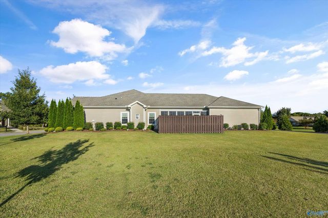 47 Moore Farm Circle NW, Huntsville, AL 35806