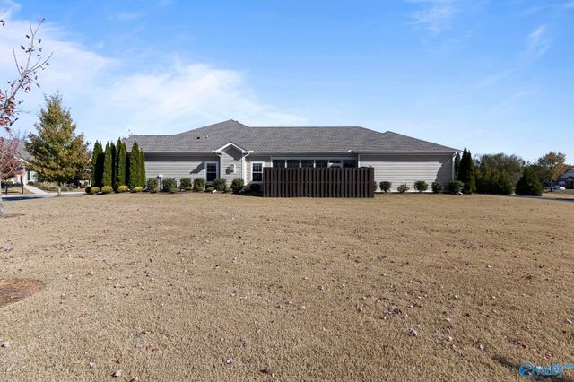 47 Moore Farm Circle NW, Huntsville, AL 35806