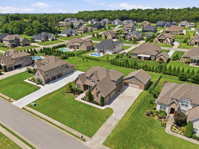 190 Beverly Randolph Dr, Murfreesboro, TN 37129