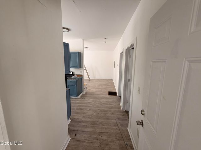 8 Gardiner Street, Amsterdam, NY 12010