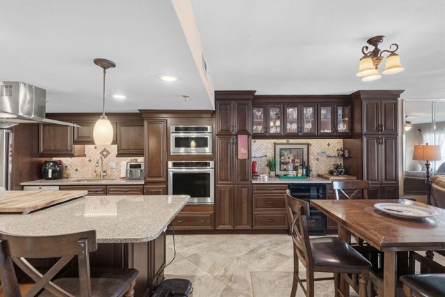 554 Coral Court 505, Fort Walton Beach, FL 32548