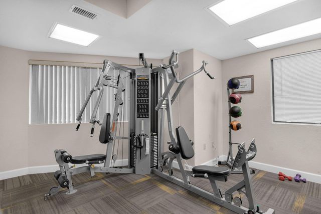 554 Coral Court 505, Fort Walton Beach, FL 32548