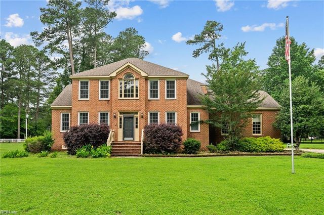 105 Barrister LN, Franklin, VA 23851