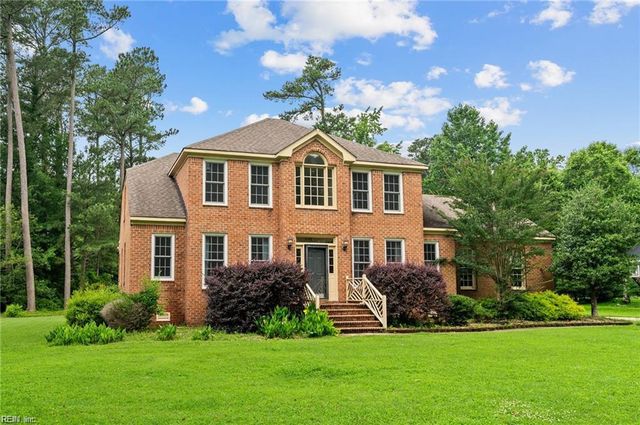 105 Barrister LN, Franklin, VA 23851