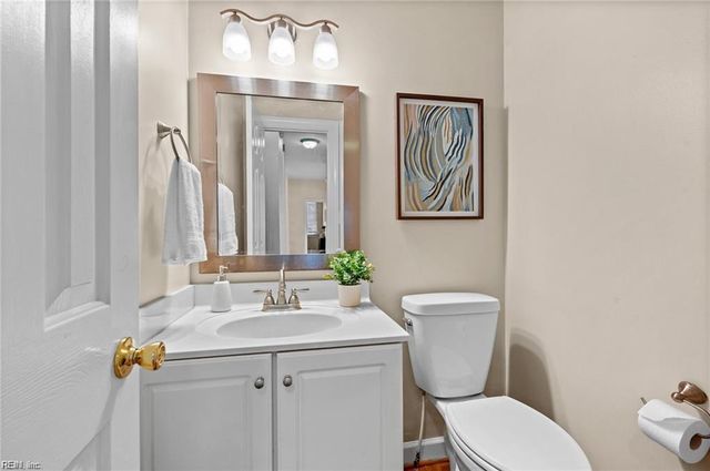 105 Barrister LN, Franklin, VA 23851