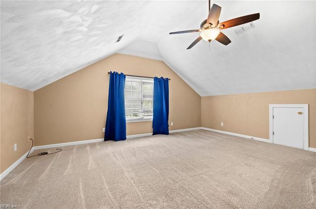 105 Barrister LN, Franklin, VA 23851