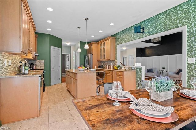105 Barrister LN, Franklin, VA 23851