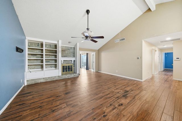 15611 Meadow Village Drive, Houston, TX 77095