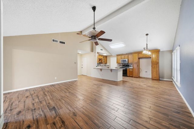 15611 Meadow Village Drive, Houston, TX 77095