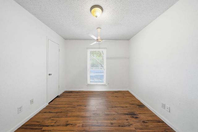 15611 Meadow Village Drive, Houston, TX 77095