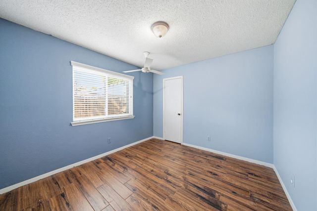 15611 Meadow Village Drive, Houston, TX 77095