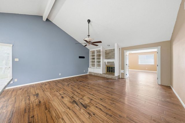 15611 Meadow Village Drive, Houston, TX 77095