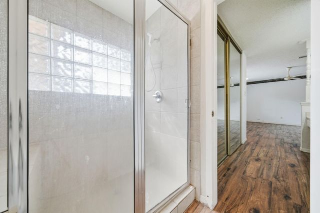 15611 Meadow Village Drive, Houston, TX 77095