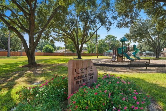 15611 Meadow Village Drive, Houston, TX 77095