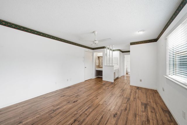 15611 Meadow Village Drive, Houston, TX 77095