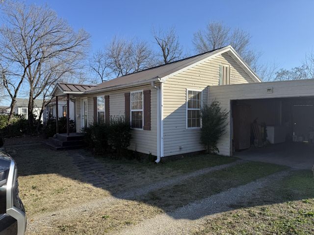 1018 4th Street, West Plains, MO 65775
