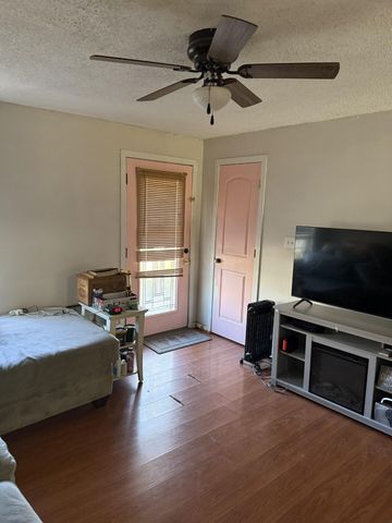 1018 4th Street, West Plains, MO 65775