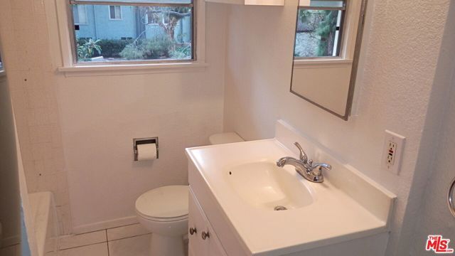 5832 Bowcroft Street 4, Los Angeles, CA 90016