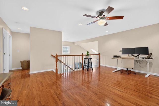 1126 CROSS CREEK DRIVE, Mechanicsburg, PA 17050