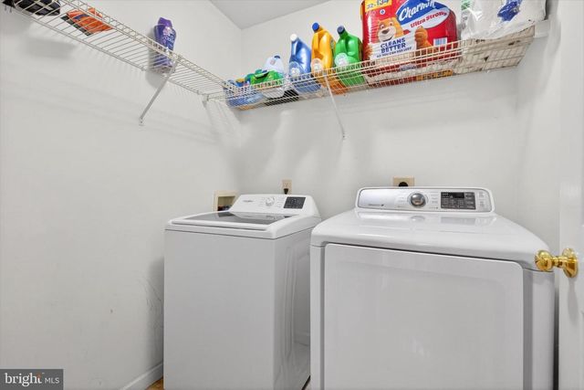 1126 CROSS CREEK DRIVE, Mechanicsburg, PA 17050