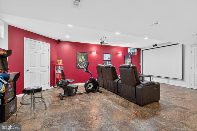1126 CROSS CREEK DRIVE, Mechanicsburg, PA 17050