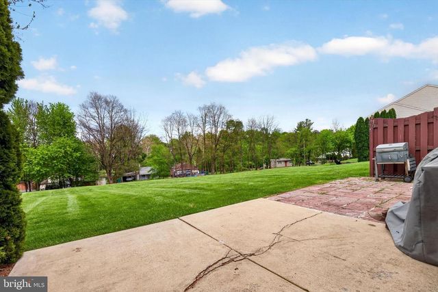 1126 CROSS CREEK DRIVE, Mechanicsburg, PA 17050