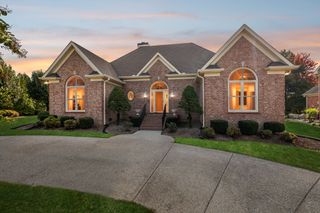 201 Hidden Ct, Old Hickory, TN 37138