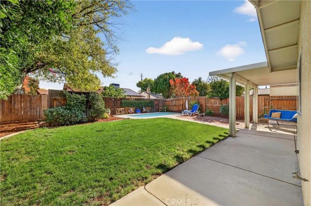 15 La Casa Court, Chico, CA 95926