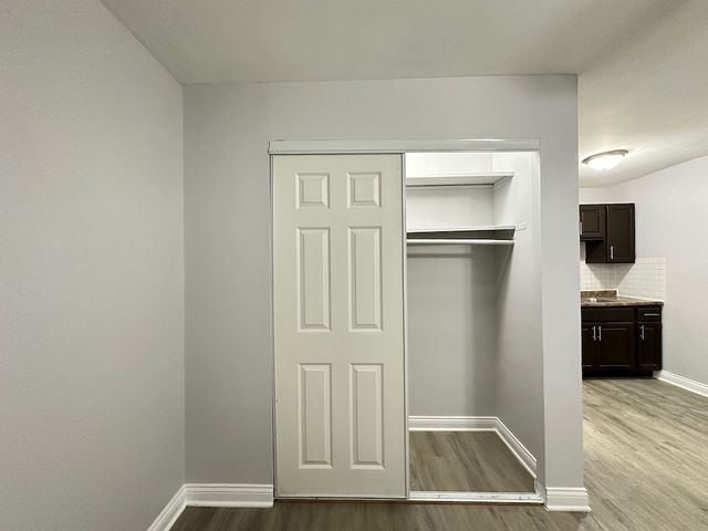 4547 N Dover Street 2F, Chicago, IL 60640