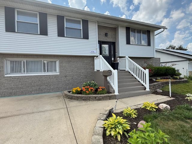 336 Hemlock Avenue, Romeoville, IL 60446
