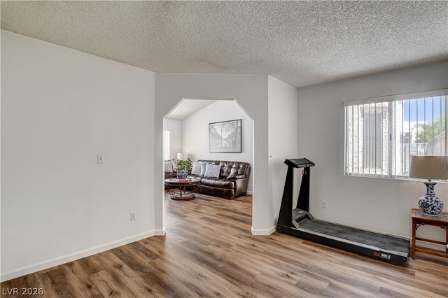 2530 Palace View Drive, Las Vegas, NV 89121