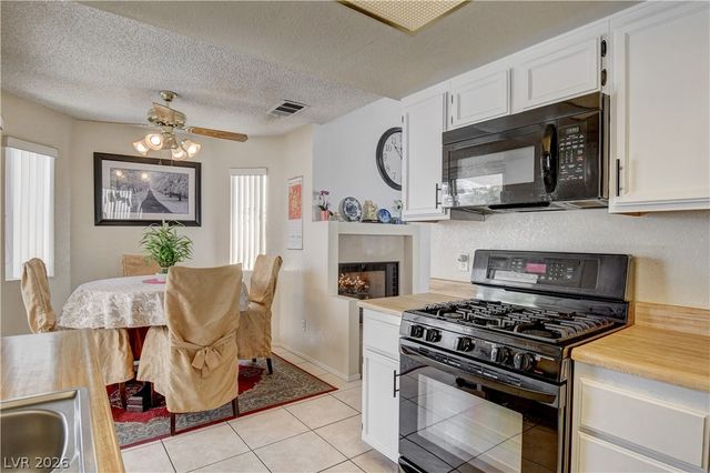 2530 Palace View Drive, Las Vegas, NV 89121