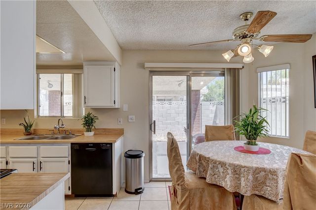 2530 Palace View Drive, Las Vegas, NV 89121