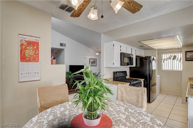 2530 Palace View Drive, Las Vegas, NV 89121