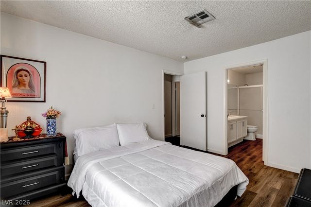 2530 Palace View Drive, Las Vegas, NV 89121