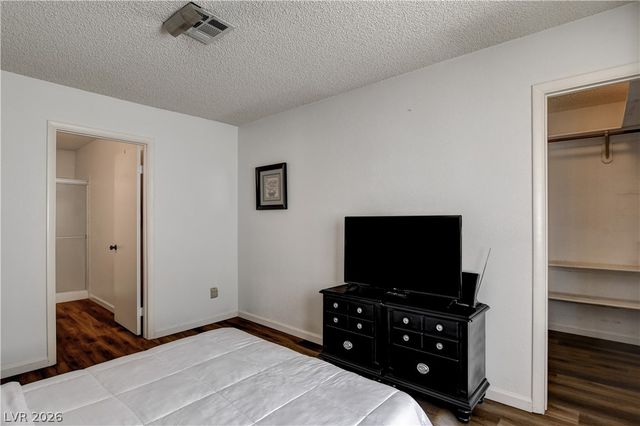 2530 Palace View Drive, Las Vegas, NV 89121