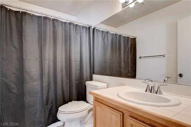 2530 Palace View Drive, Las Vegas, NV 89121