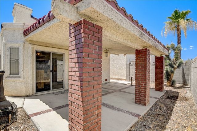 2530 Palace View Drive, Las Vegas, NV 89121